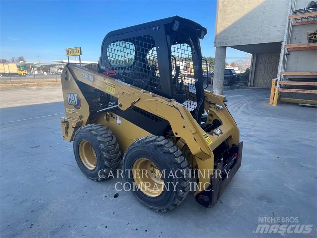 CAT 236D3 Ładowarki burtowe