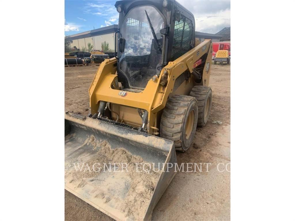 CAT 236D3 Ładowarki burtowe