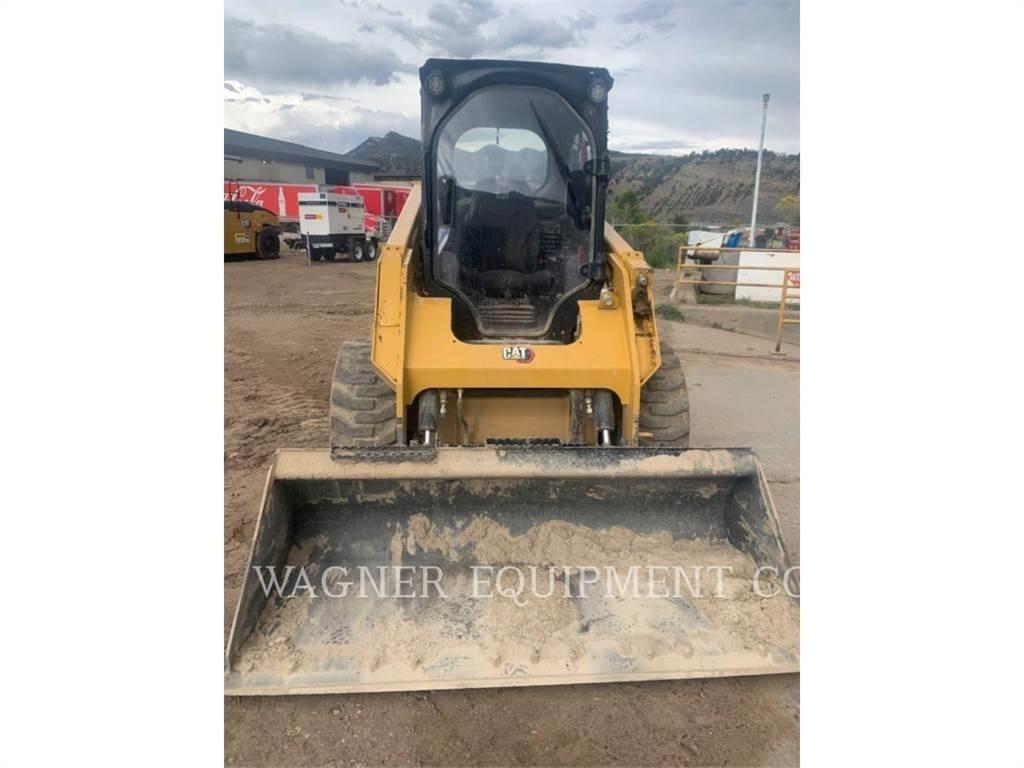 CAT 236D3 Ładowarki burtowe