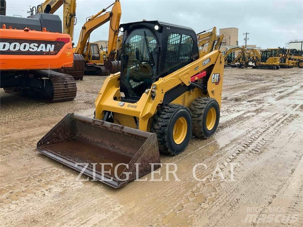 CAT 236D3 Ładowarki burtowe