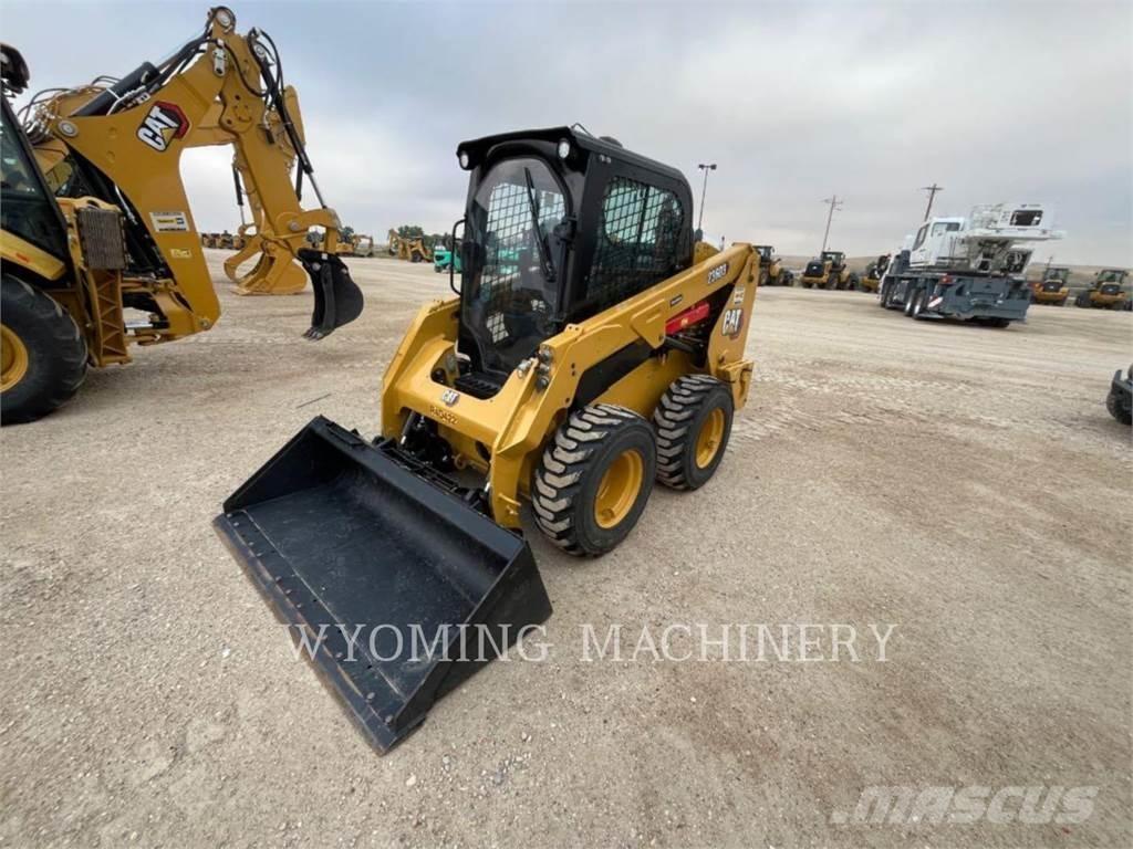 CAT 236D3 Ładowarki burtowe