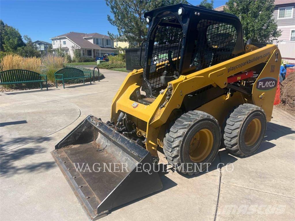 CAT 236D3 Ładowarki burtowe