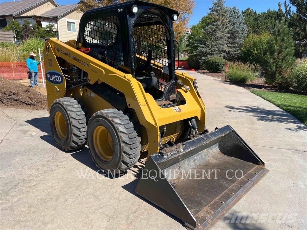 CAT 236D3 Ładowarki burtowe