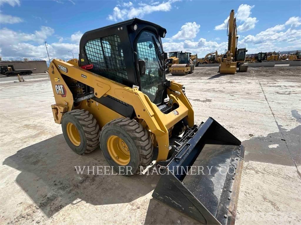 CAT 236D3 C3H2 Ładowarki burtowe