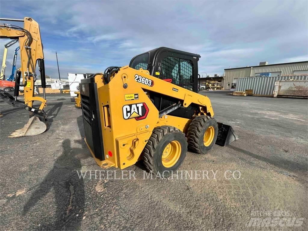 CAT 236D3 C3H2 Ładowarki burtowe