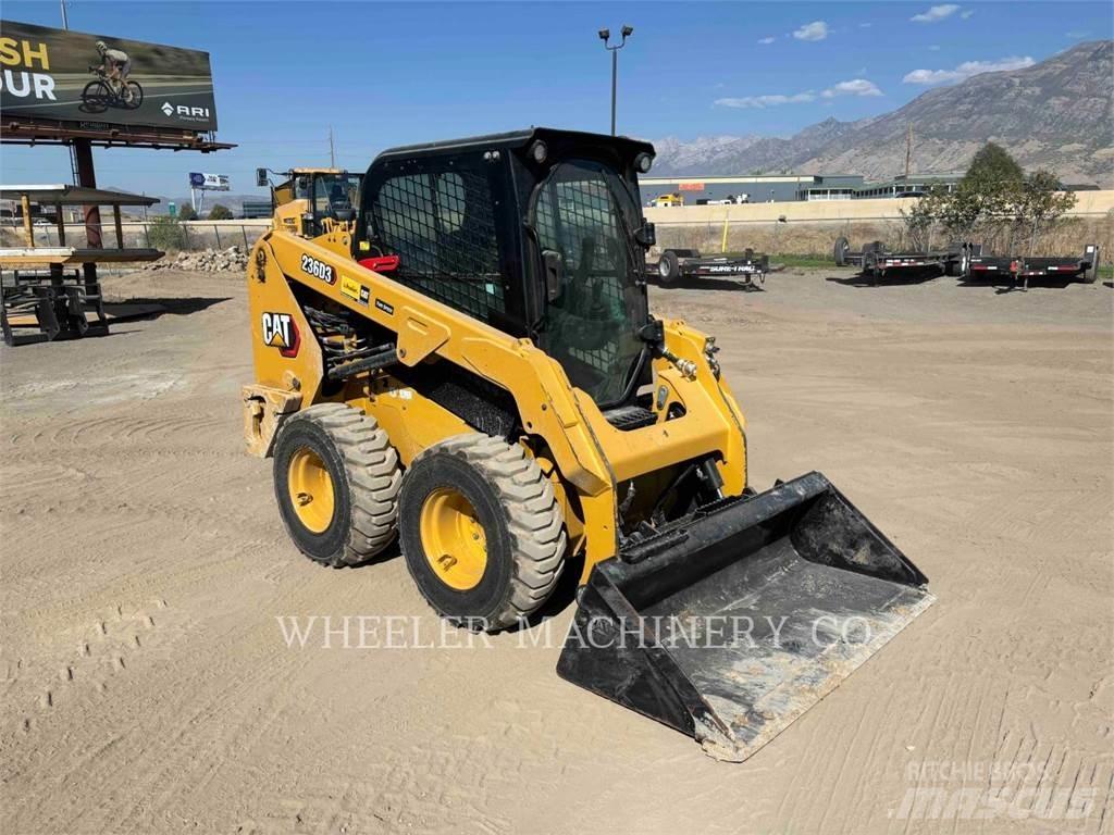 CAT 236D3 C3H2 Ładowarki burtowe