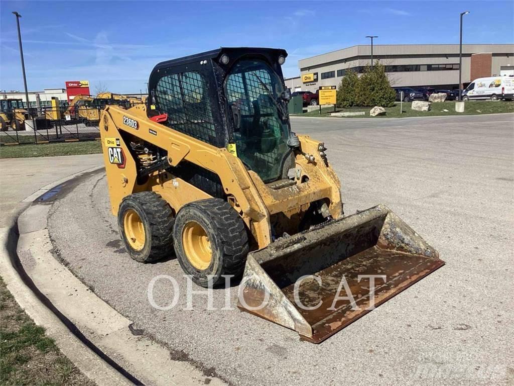 CAT 236D3 C3H2 Ładowarki burtowe
