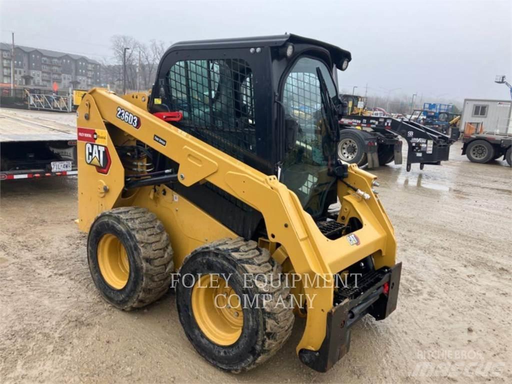 CAT 236D3STD2C Ładowarki burtowe