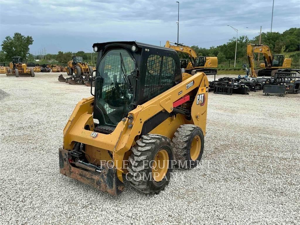 CAT 236D3STD2C Ładowarki burtowe