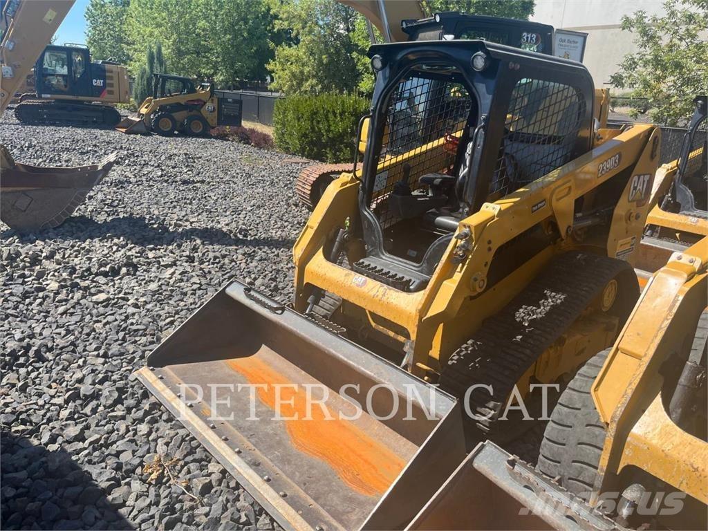CAT 239D3 Ładowarki burtowe
