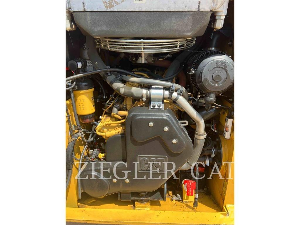 CAT 239D3 Ładowarki gąsienicowe