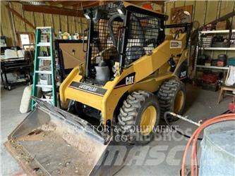 CAT 242B Ładowarki burtowe