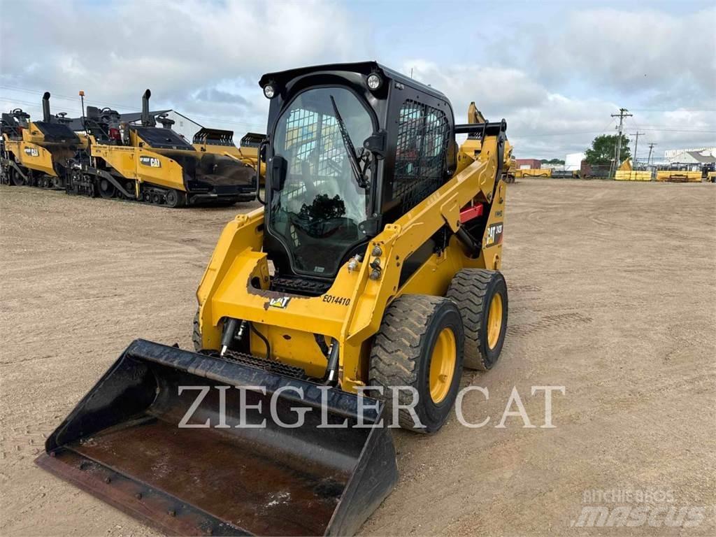 CAT 242D Ładowarki burtowe