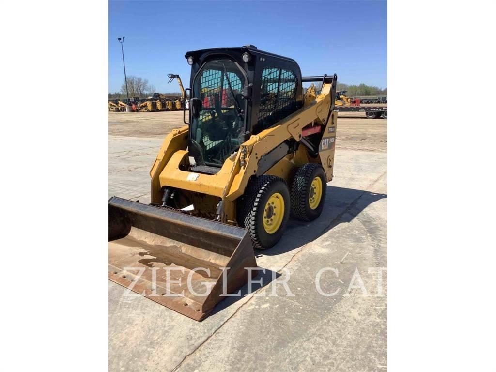 CAT 242D Ładowarki burtowe