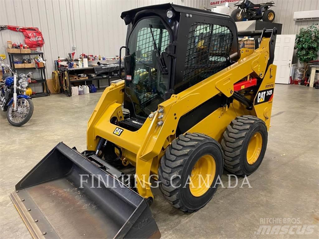 CAT 242D Ładowarki burtowe