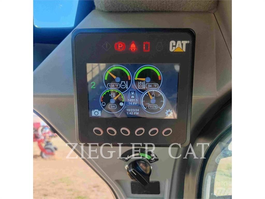 CAT 242D3 Ładowarki burtowe
