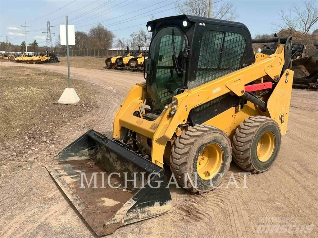 CAT 242D3 A2Q Ładowarki burtowe