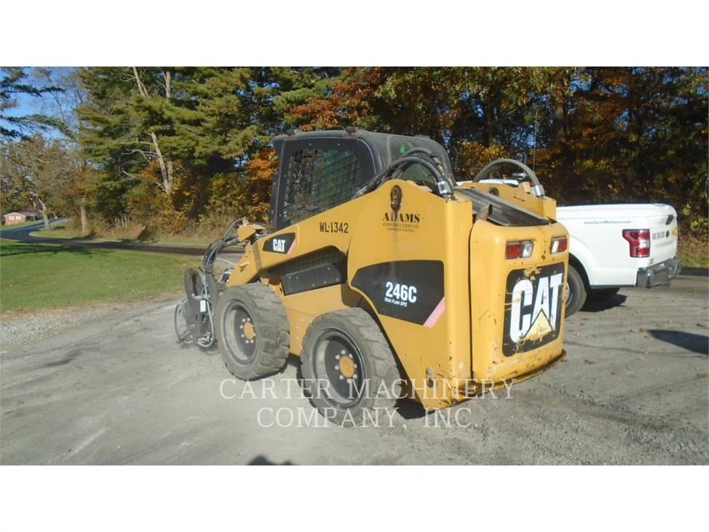 CAT 246C Ładowarki burtowe
