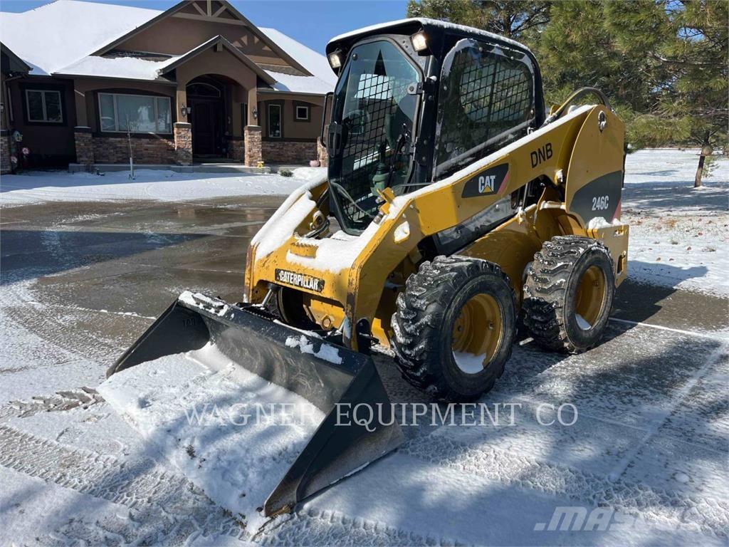 CAT 246C Ładowarki burtowe
