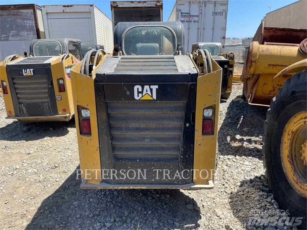 CAT 246D Ładowarki burtowe