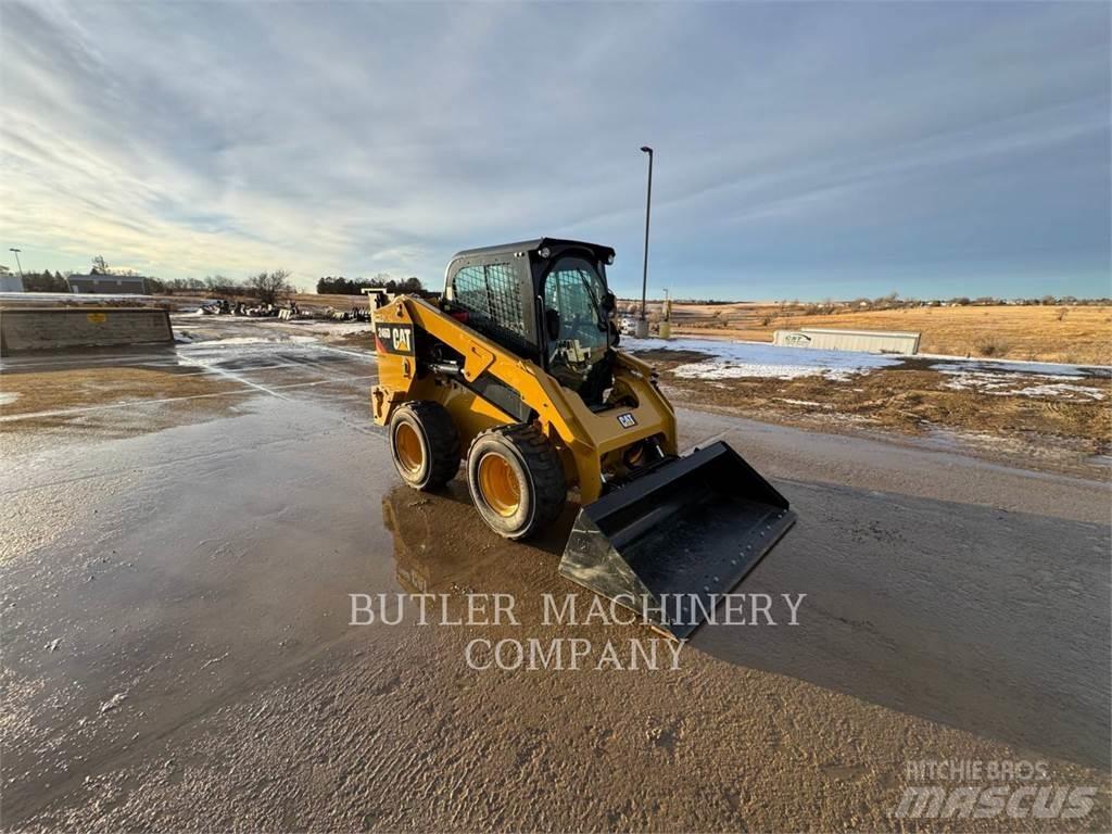 CAT 246D C3H2 Ładowarki burtowe