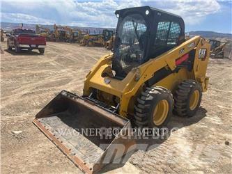 CAT 246D3 Ładowarki burtowe