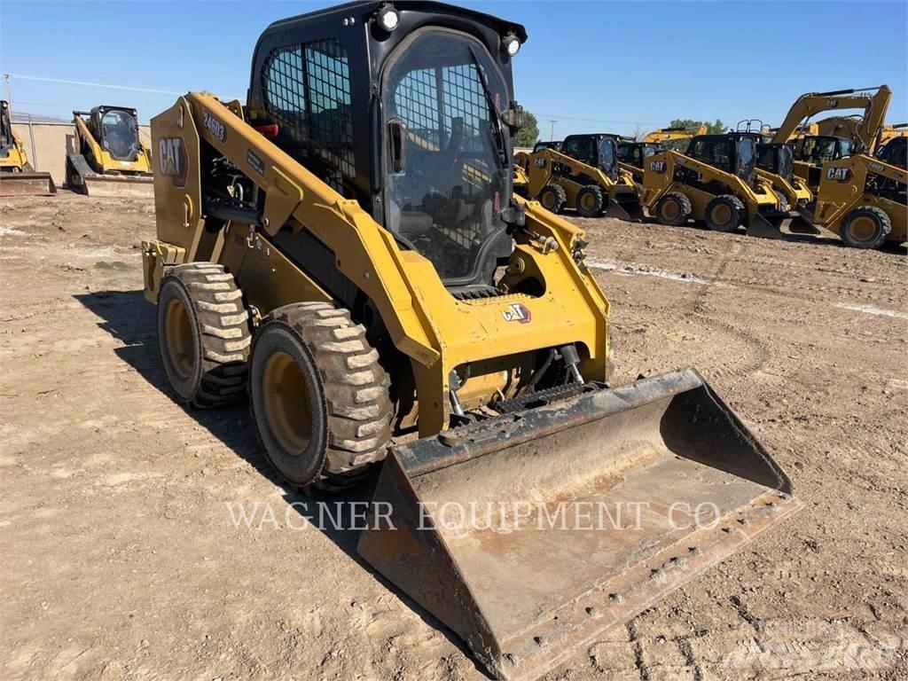 CAT 246D3 Ładowarki burtowe