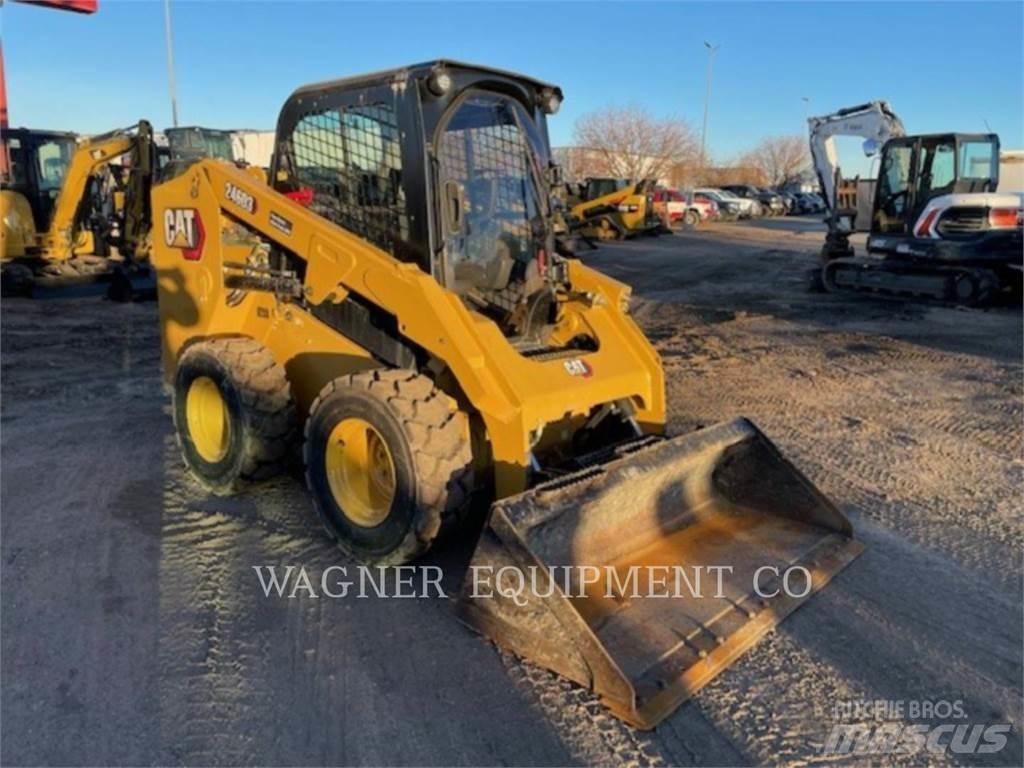 CAT 246D3 Ładowarki burtowe