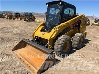 CAT 246D3 Ładowarki burtowe