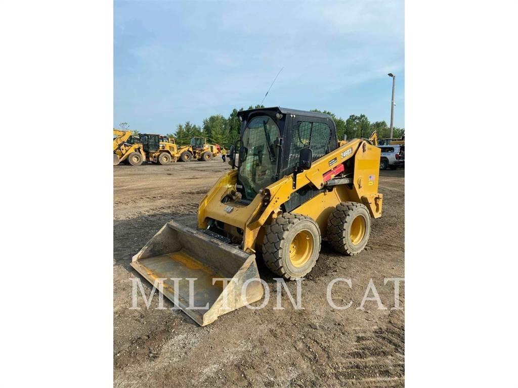 CAT 246D3 Ładowarki burtowe
