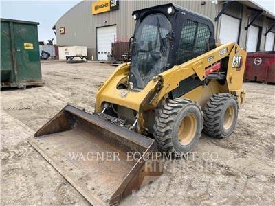 CAT 246D3 Ładowarki burtowe