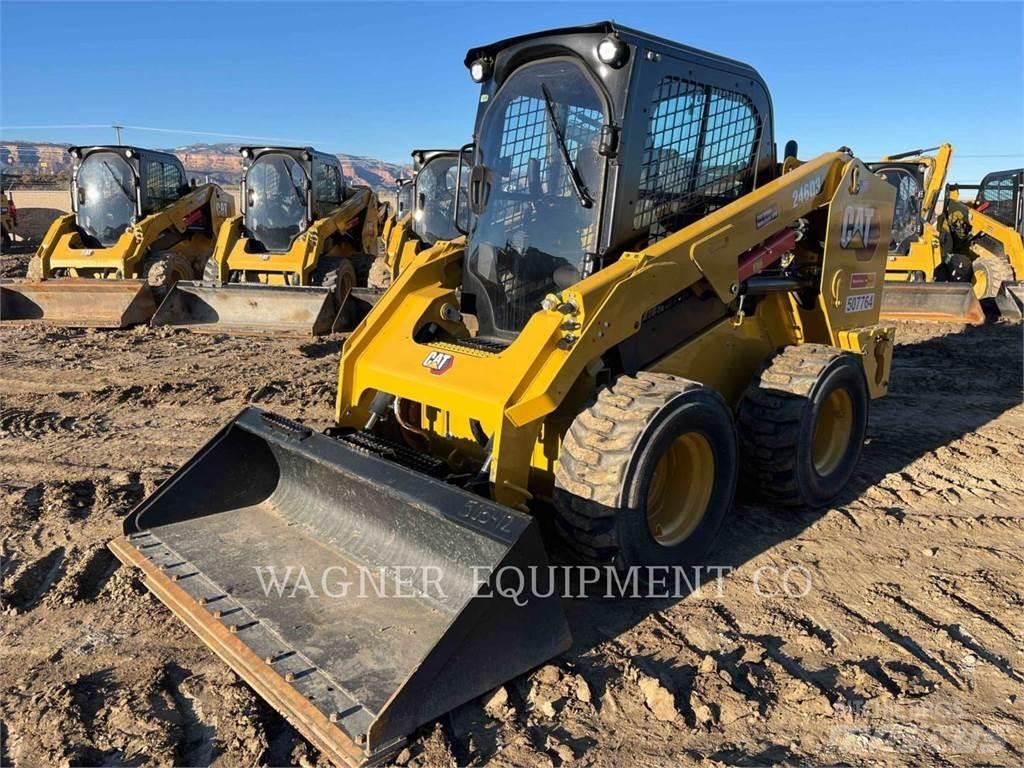 CAT 246D3 Ładowarki burtowe