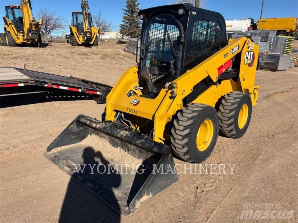 CAT 246D3 Ładowarki burtowe