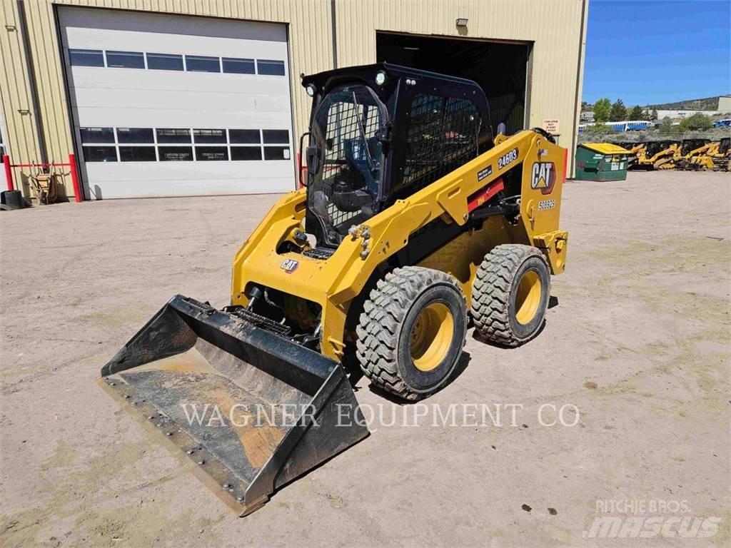 CAT 246D3 Ładowarki burtowe