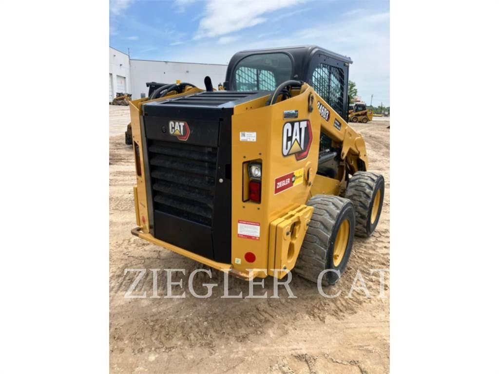 CAT 246D3 Ładowarki burtowe