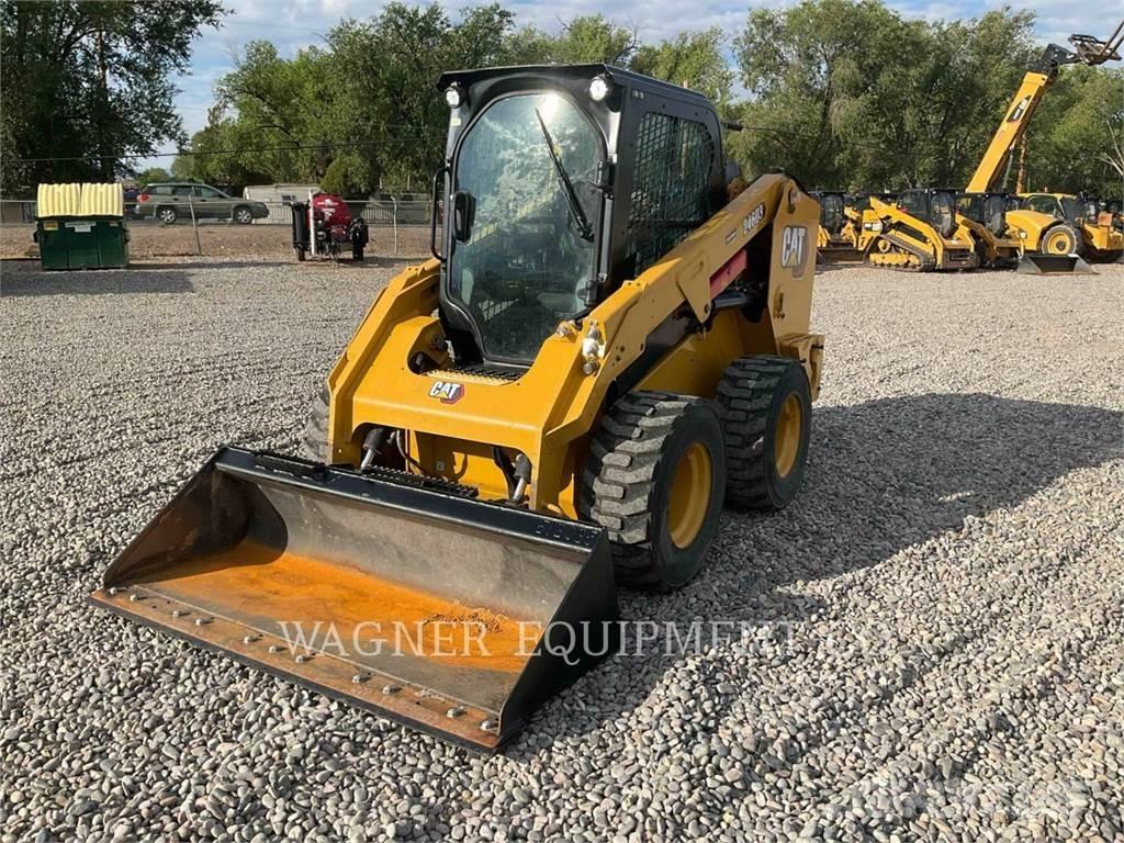 CAT 246D3 Ładowarki burtowe