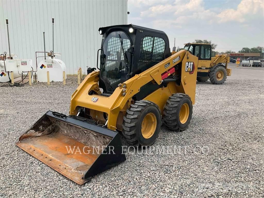 CAT 246D3 Ładowarki burtowe
