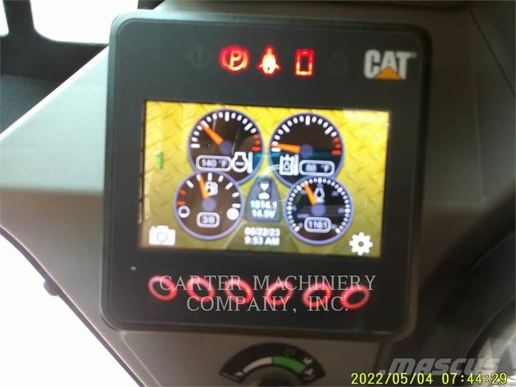CAT 246D3 AC Ładowarki burtowe