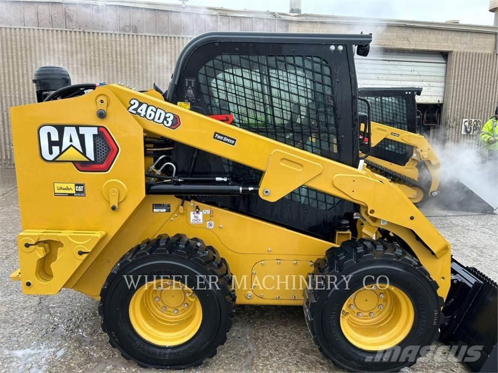 CAT 246D3 C3H2 Ładowarki burtowe