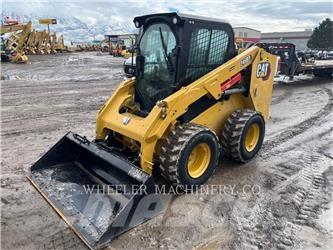 CAT 246D3 C3H2 Ładowarki burtowe