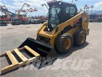 CAT 246D3 C3H2 Ładowarki burtowe
