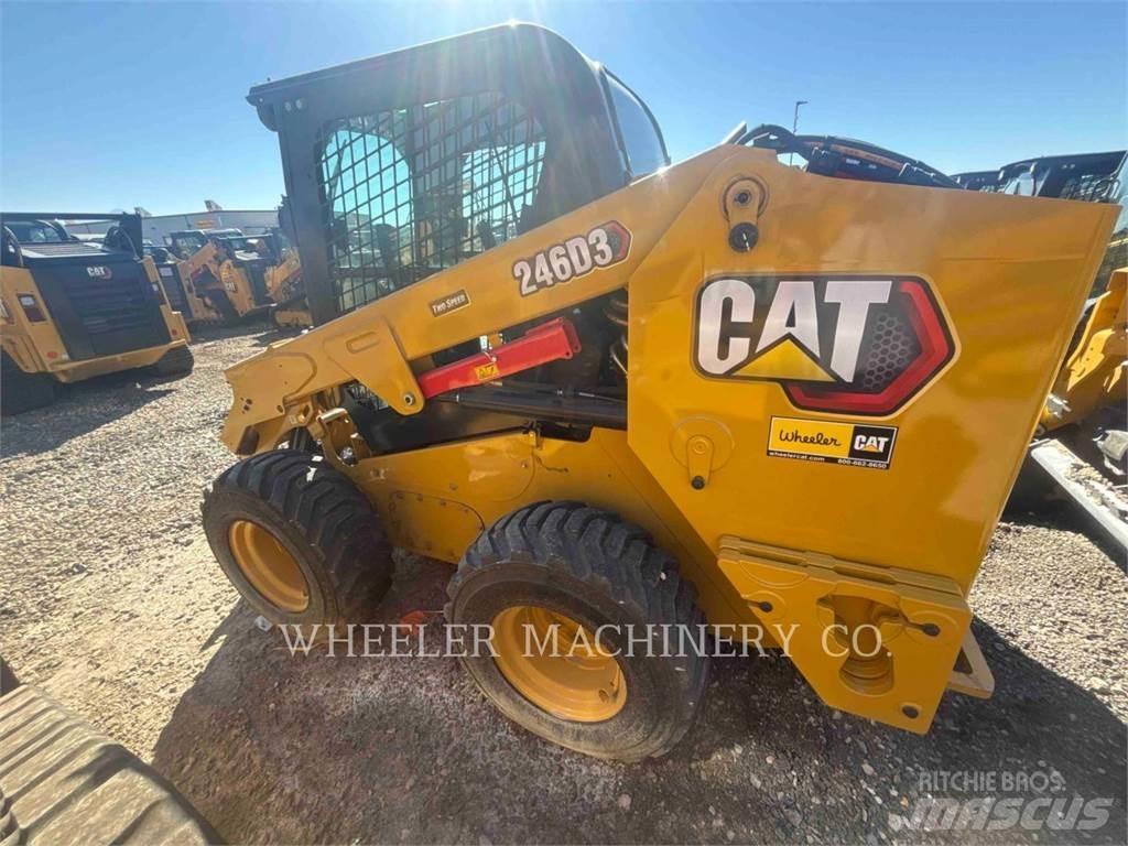 CAT 246D3 C3H2 Ładowarki burtowe