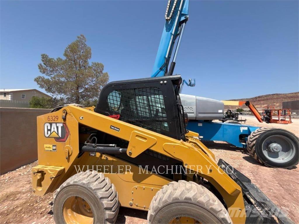 CAT 246D3 C3H2 Ładowarki burtowe