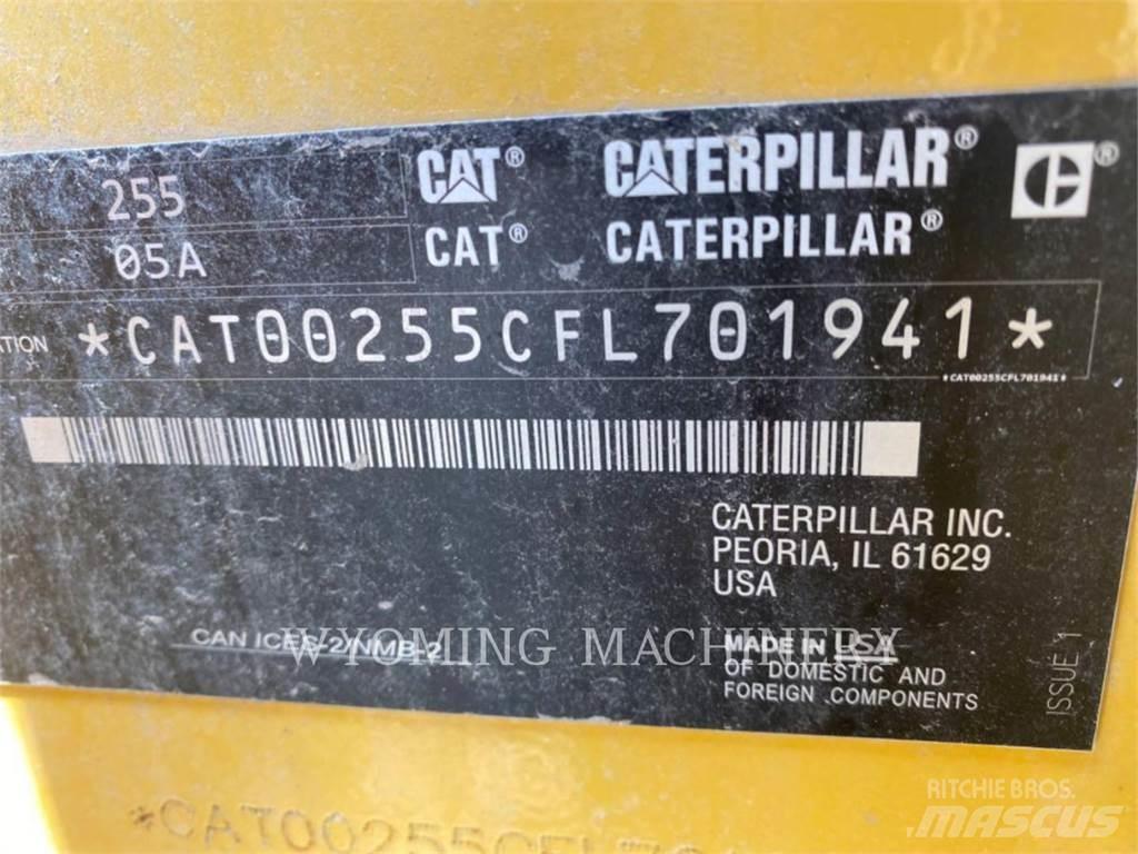 CAT 255 Ładowarki burtowe