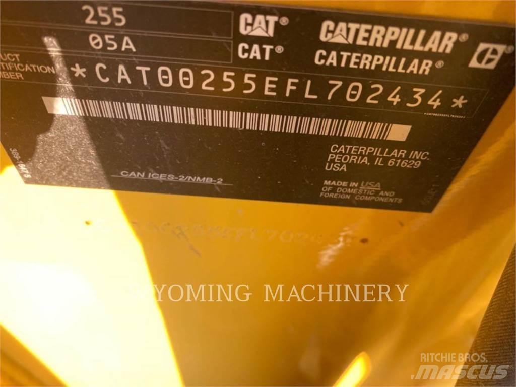 CAT 255 Ładowarki burtowe