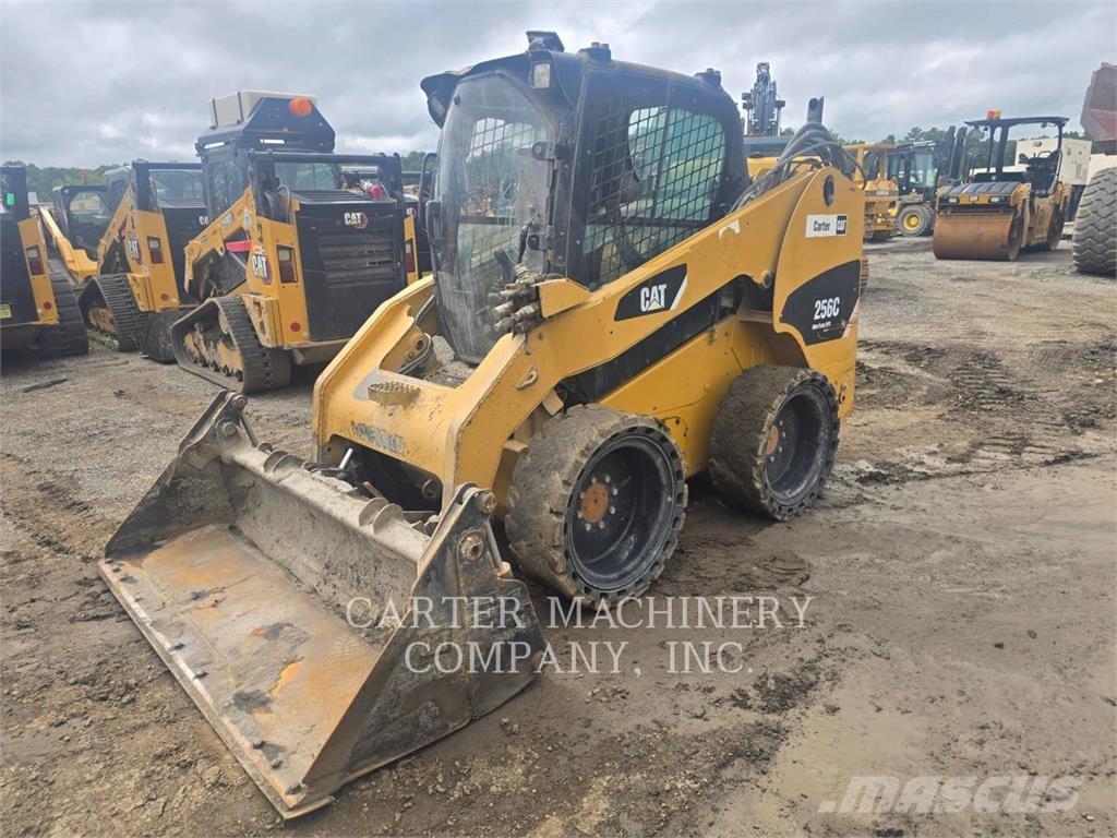 CAT 256 C Ładowarki burtowe