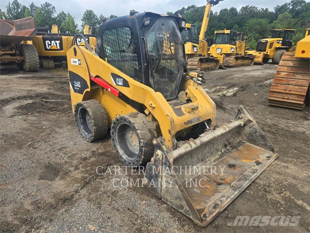 CAT 256 C Ładowarki burtowe