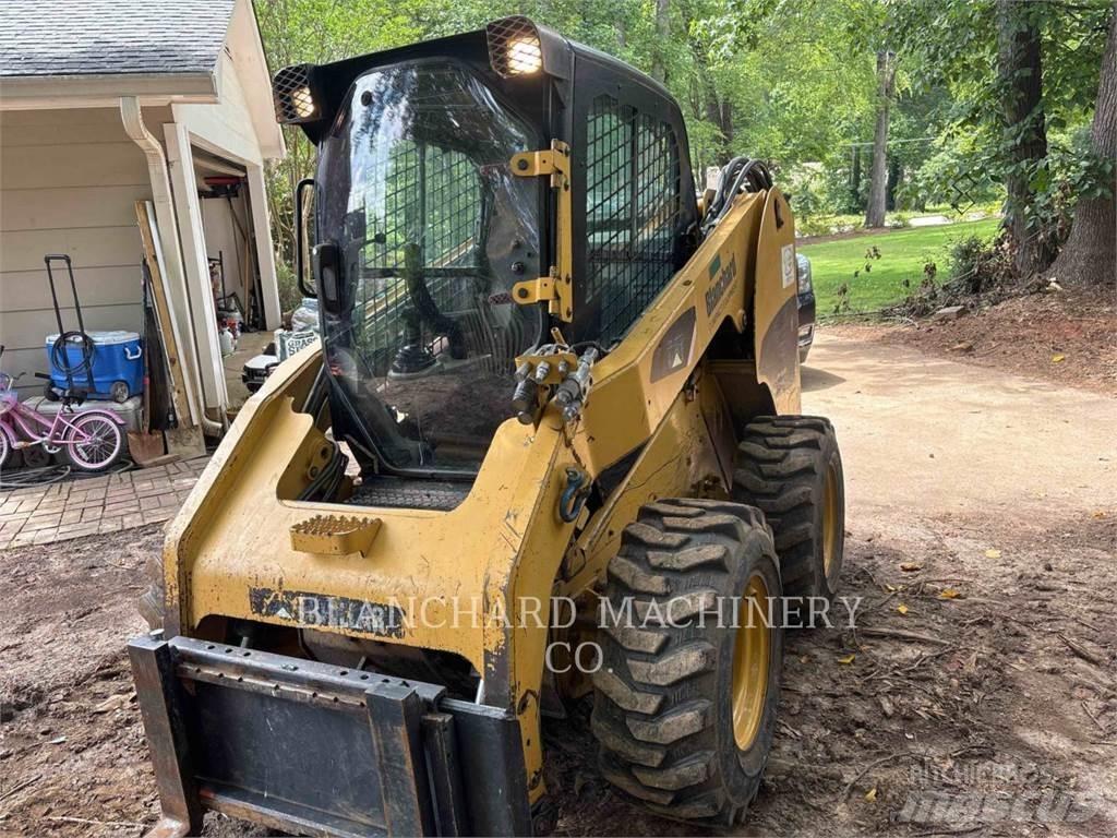 CAT 256C Ładowarki burtowe