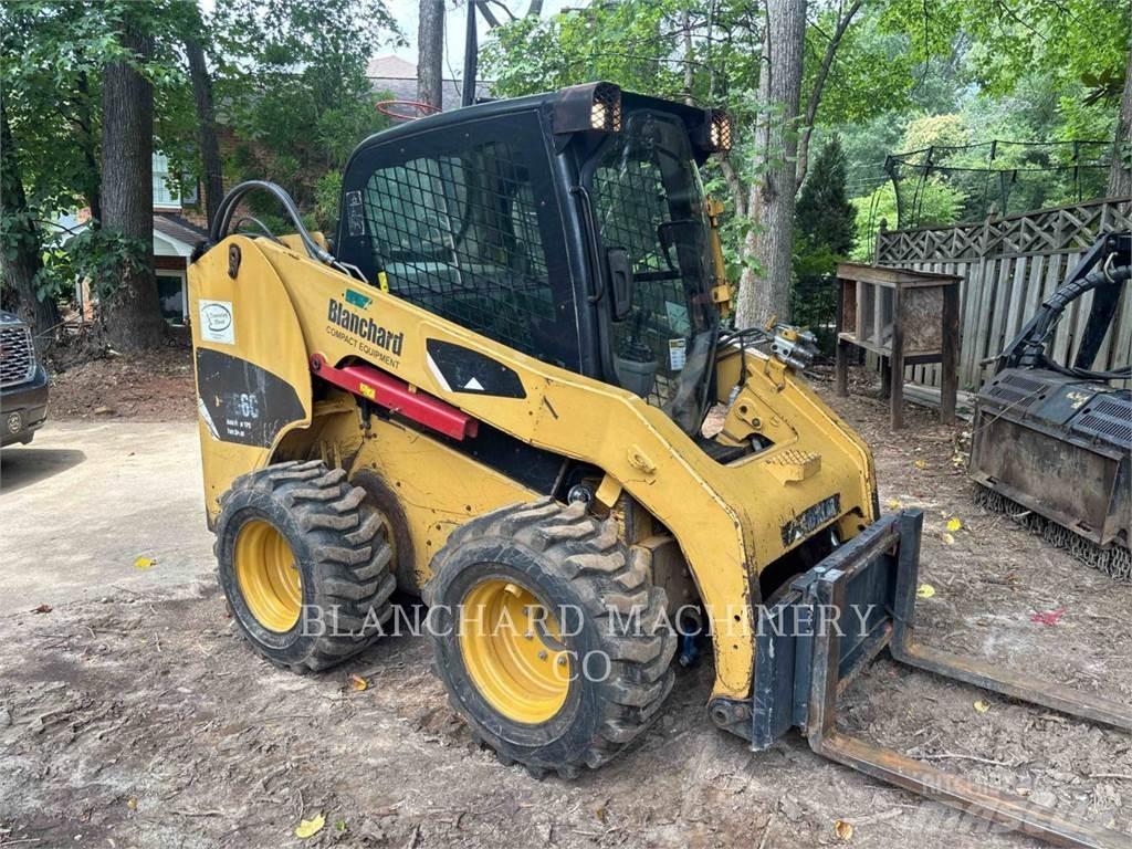 CAT 256C Ładowarki burtowe