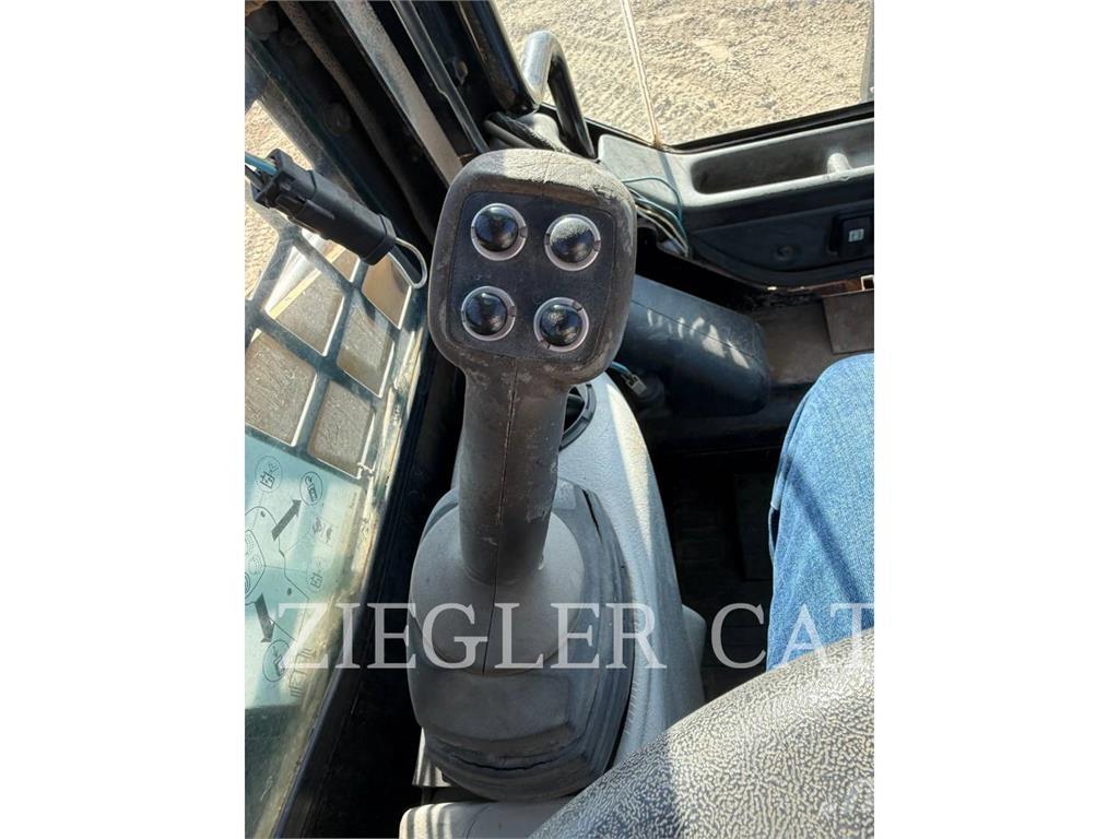 CAT 257B Ładowarki gąsienicowe